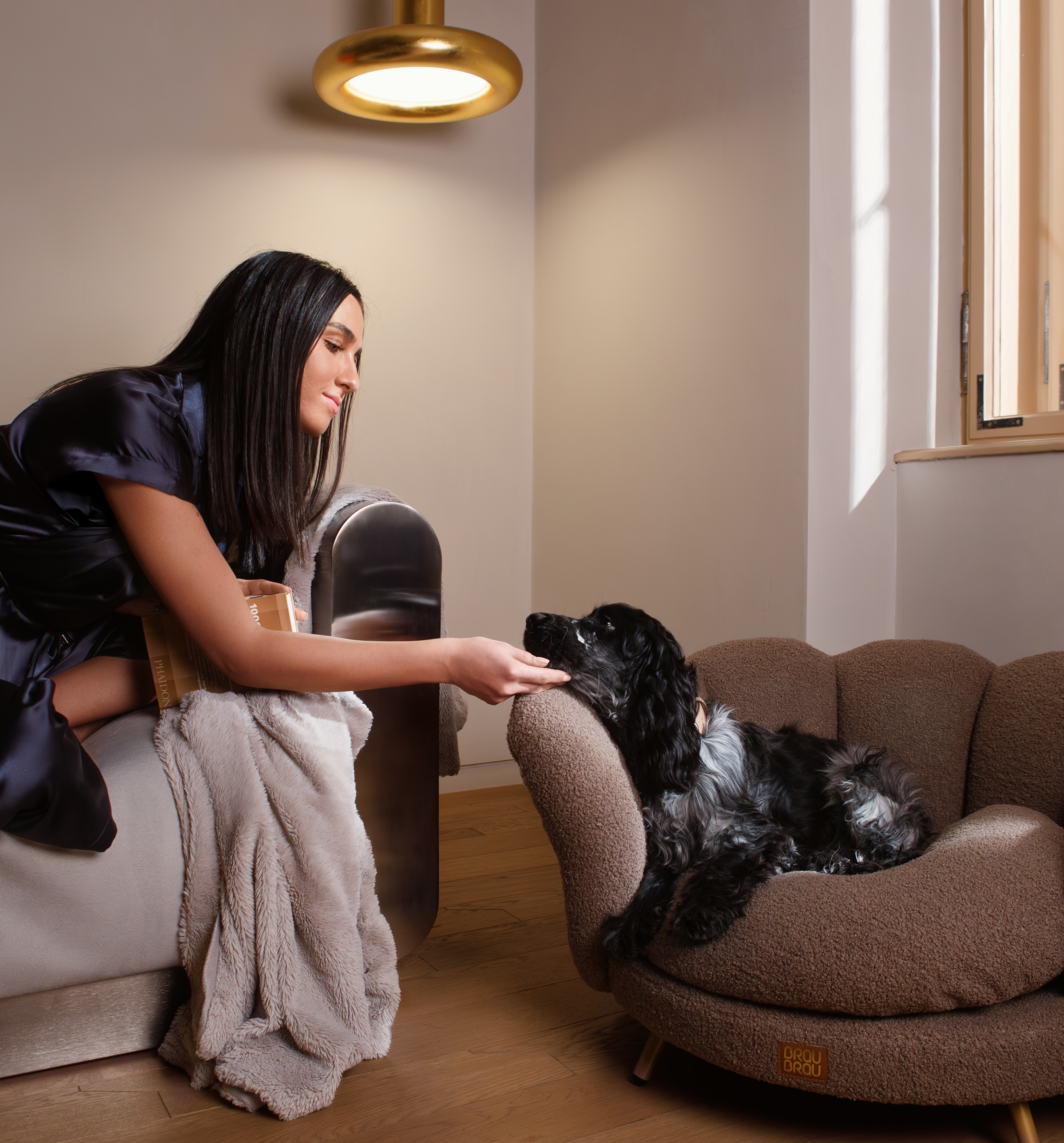 Braunes Sofa - Cappuccino Flower BRAUBRAU für Haustiere (Hunde und Katzen)